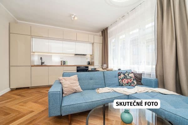 Studio flat for sale, 35 m², Pobřežní, Prague, Prague Studio flat for sale, 35 m², Pobřežní, Prague, Prague