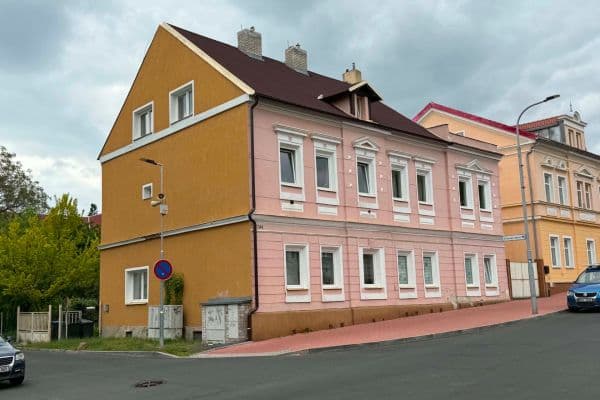 3 bedroom flat to rent, 104 m², Tovární, Dubí 3 bedroom flat to rent, 104 m², Tovární, Dubí