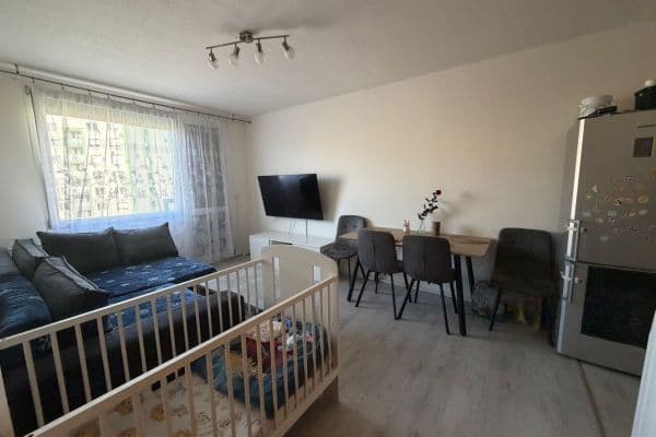 1 bedroom with open-plan kitchen flat to rent, 41 m², Na Výsluní, Neratovice 1 bedroom with open-plan kitchen flat to rent, 41 m², Na Výsluní, Neratovice