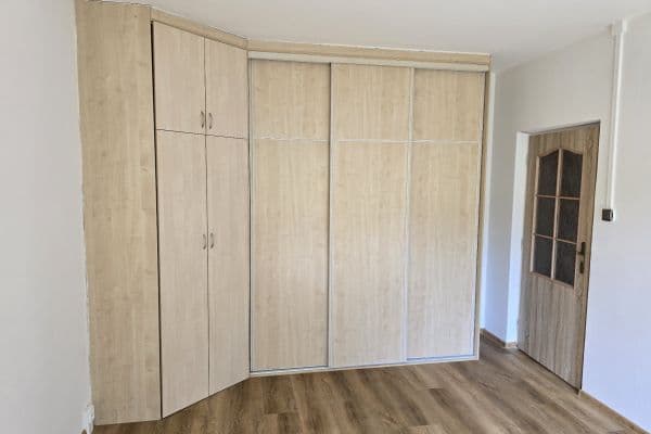 1 bedroom with open-plan kitchen flat to rent, 36 m², Beethovenova, Frýdek-Místek 1 bedroom with open-plan kitchen flat to rent, 36 m², Beethovenova, Frýdek-Místek