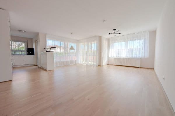 2 bedroom with open-plan kitchen flat to rent, 93 m², Backnang 2 bedroom with open-plan kitchen flat to rent, 93 m², Backnang