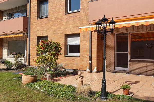 3 bedroom with open-plan kitchen flat to rent, 130 m², Duisburg 3 bedroom with open-plan kitchen flat to rent, 130 m², Duisburg
