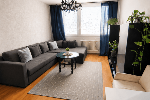2 bedroom with open-plan kitchen flat for sale, 60 m², Radomská, Praha 2 bedroom with open-plan kitchen flat for sale, 60 m², Radomská, Praha