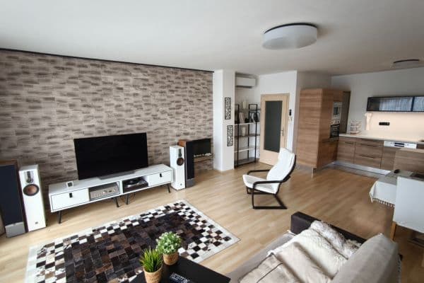 1 bedroom with open-plan kitchen flat for sale, 82 m², Na Harfě, Prague, Prague 1 bedroom with open-plan kitchen flat for sale, 82 m², Na Harfě, Prague, Prague
