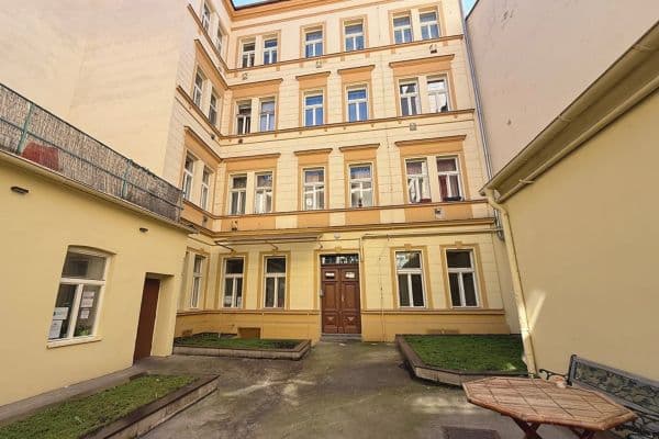 3 bedroom flat for sale, 84 m², Husitská, Praha 3 bedroom flat for sale, 84 m², Husitská, Praha