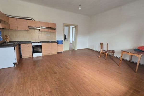 2 bedroom with open-plan kitchen flat to rent, 80 m², Lidická, Beroun 2 bedroom with open-plan kitchen flat to rent, 80 m², Lidická, Beroun