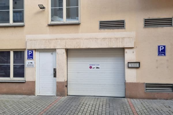 garage to rent, 12 m², Zápy garage to rent, 12 m², Zápy