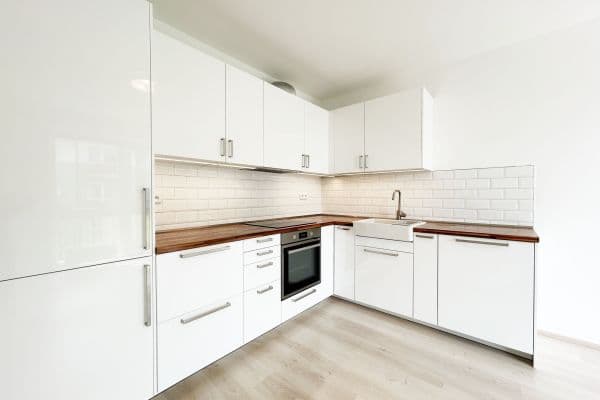 2 bedroom with open-plan kitchen flat to rent, 60 m², Příhodova, Chýně 2 bedroom with open-plan kitchen flat to rent, 60 m², Příhodova, Chýně