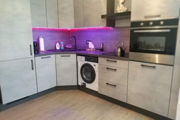 Studio flat to rent, 40 m², Partyzánská, Odolena Voda Studio flat to rent, 40 m², Partyzánská, Odolena Voda