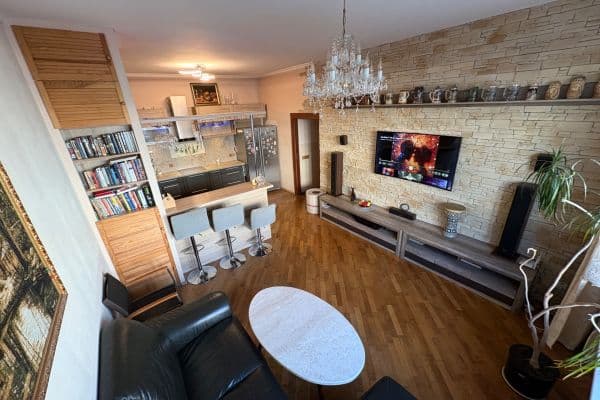 2 bedroom with open-plan kitchen flat for sale, 78 m², 5. května, Praha 2 bedroom with open-plan kitchen flat for sale, 78 m², 5. května, Praha