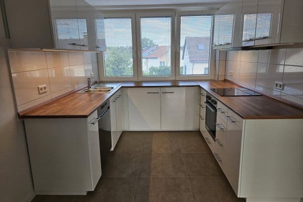 3 bedroom flat to rent, 78 m², Feucht 3 bedroom flat to rent, 78 m², Feucht