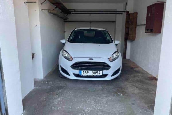garage to rent, 17 m², Ondříčkovo náměstí, Brno garage to rent, 17 m², Ondříčkovo náměstí, Brno