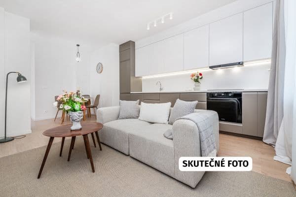 3 bedroom with open-plan kitchen flat for sale, 83 m², Čeljabinská, Praha 3 bedroom with open-plan kitchen flat for sale, 83 m², Čeljabinská, Praha