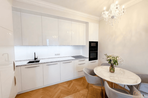 1 bedroom with open-plan kitchen flat for sale, 56 m², Tolstého, Praha 1 bedroom with open-plan kitchen flat for sale, 56 m², Tolstého, Praha