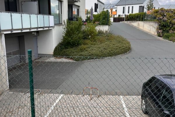 garage to rent, 15 m², Jinočany garage to rent, 15 m², Jinočany