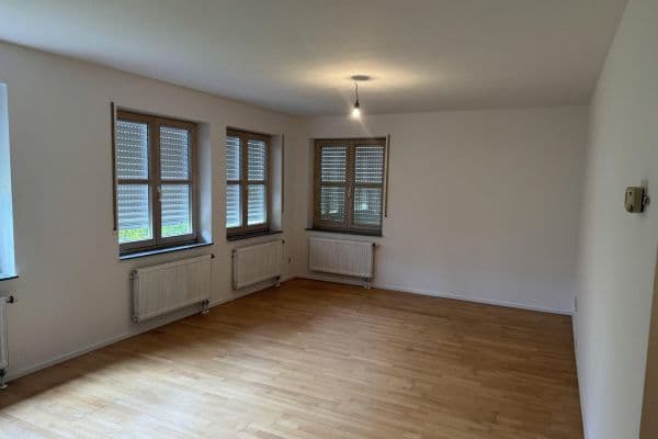 3 bedroom flat to rent, 80 m², Asangstr.160, Stuttgart-Obertürkheim, Baden-Württemberg 3 bedroom flat to rent, 80 m², Asangstr.160, Stuttgart-Obertürkheim, Baden-Württemberg