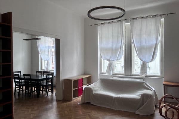 3 bedroom with open-plan kitchen flat to rent, 94 m², Pštrossova, Praha 3 bedroom with open-plan kitchen flat to rent, 94 m², Pštrossova, Praha
