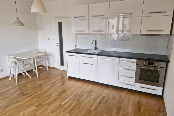 Studio flat to rent, 32 m², Čechova, Poděbrady Studio flat to rent, 32 m², Čechova, Poděbrady