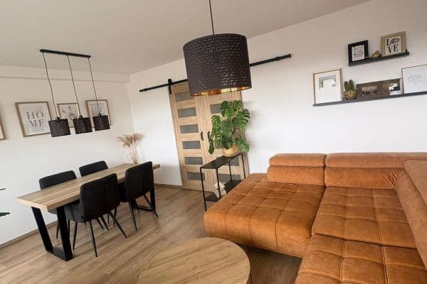 3 bedroom flat to rent, 74 m², 5. května, Rožnov pod Radhoštěm 3 bedroom flat to rent, 74 m², 5. května, Rožnov pod Radhoštěm