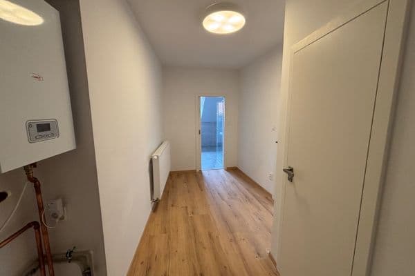 2 bedroom flat to rent, 85 m², Tylova, Pardubice 2 bedroom flat to rent, 85 m², Tylova, Pardubice