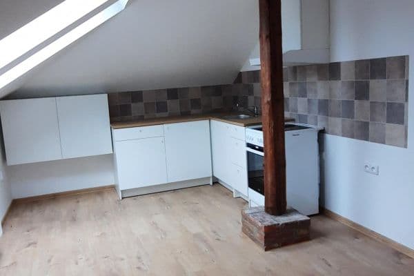 1 bedroom with open-plan kitchen flat to rent, 58 m², Chelčického, Úpice 1 bedroom with open-plan kitchen flat to rent, 58 m², Chelčického, Úpice
