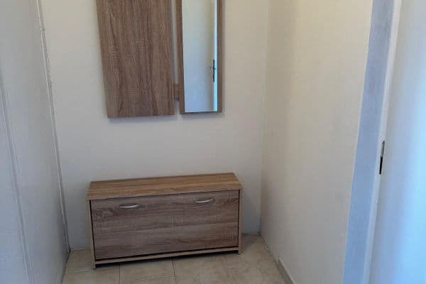 Studio flat to rent, 27 m², Severní, Hradec Králové Studio flat to rent, 27 m², Severní, Hradec Králové