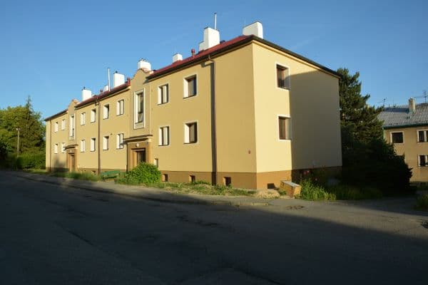 3 bedroom flat to rent, 71 m², Pražská, Slaný 3 bedroom flat to rent, 71 m², Pražská, Slaný