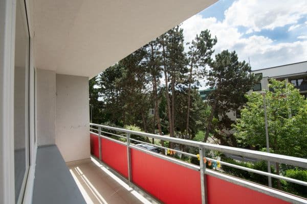 4 bedroom flat to rent, 104 m², Nad Palatou, Praha 4 bedroom flat to rent, 104 m², Nad Palatou, Praha