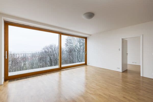 2 bedroom with open-plan kitchen flat to rent, 95 m², Na Bučance, Praha 2 bedroom with open-plan kitchen flat to rent, 95 m², Na Bučance, Praha