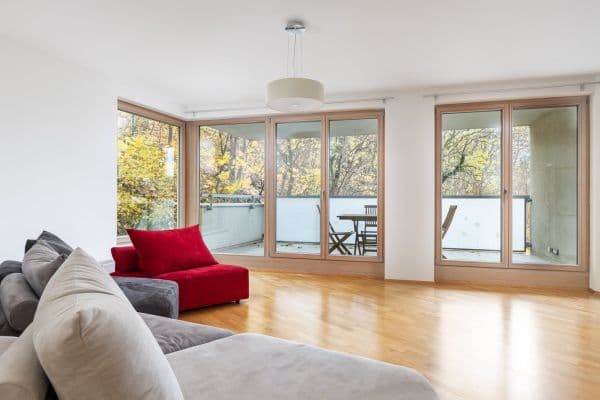 3 bedroom with open-plan kitchen flat to rent, 117 m², Jeseniova, Praha 3 bedroom with open-plan kitchen flat to rent, 117 m², Jeseniova, Praha