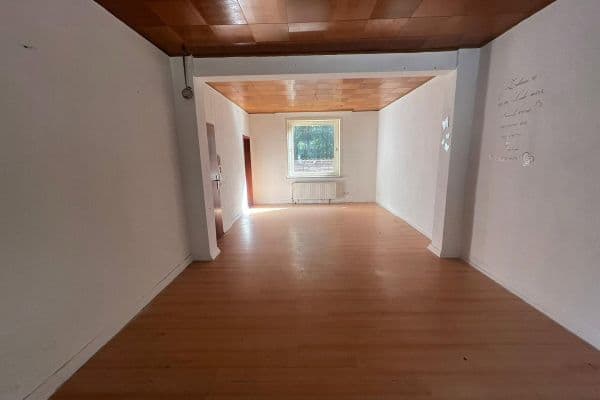 1 bedroom with open-plan kitchen flat to rent, 85 m², Okertal 10, Goslar, Lower Saxony 1 bedroom with open-plan kitchen flat to rent, 85 m², Okertal 10, Goslar, Lower Saxony