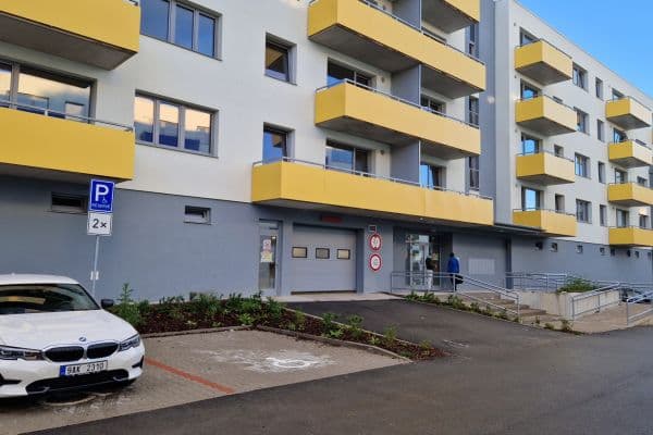 1 bedroom with open-plan kitchen flat to rent, 55 m², Studentská, Plzeň 1 bedroom with open-plan kitchen flat to rent, 55 m², Studentská, Plzeň