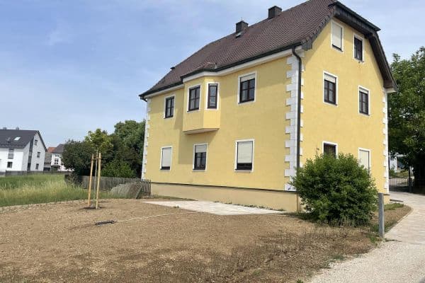 3 bedroom with open-plan kitchen flat to rent, 141 m², Regenstauf 3 bedroom with open-plan kitchen flat to rent, 141 m², Regenstauf