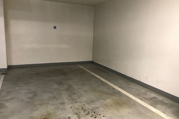 garage to rent, 25 m², Za Valem, Praha garage to rent, 25 m², Za Valem, Praha