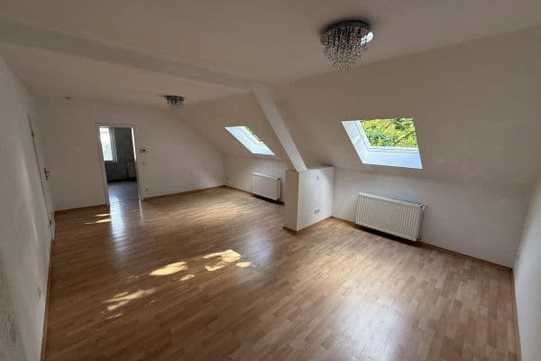 1 bedroom with open-plan kitchen flat to rent, 68 m², Krefeld 1 bedroom with open-plan kitchen flat to rent, 68 m², Krefeld