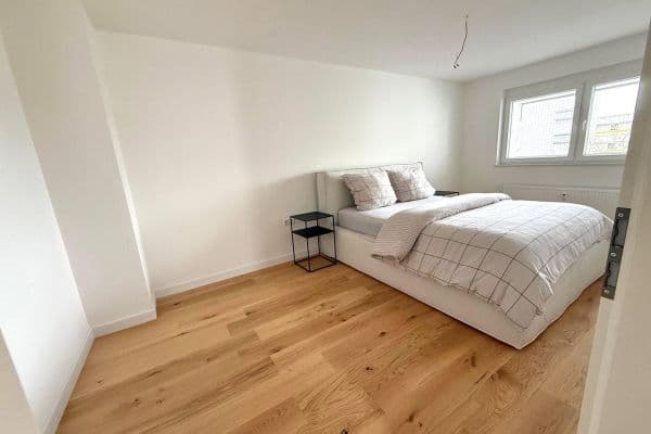 2 bedroom with open-plan kitchen flat to rent, 91 m², Esslingen 2 bedroom with open-plan kitchen flat to rent, 91 m², Esslingen