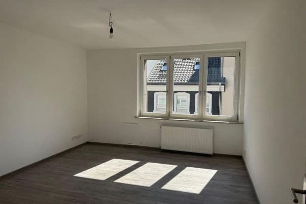 4 bedroom flat to rent, 120 m², Dellstraße 1a, Duisburg 4 bedroom flat to rent, 120 m², Dellstraße 1a, Duisburg