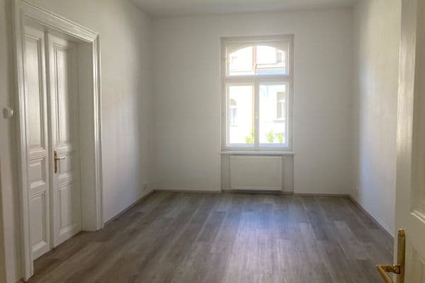 2 bedroom flat to rent, 78 m², Lužická, Praha 2 bedroom flat to rent, 78 m², Lužická, Praha