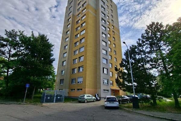 2 bedroom flat to rent, 53 m², Krhanická, Praha 2 bedroom flat to rent, 53 m², Krhanická, Praha