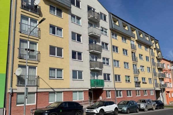 1 bedroom with open-plan kitchen flat to rent, 49 m², K Nemocnici, Cheb, Karlovarský Region 1 bedroom with open-plan kitchen flat to rent, 49 m², K Nemocnici, Cheb, Karlovarský Region