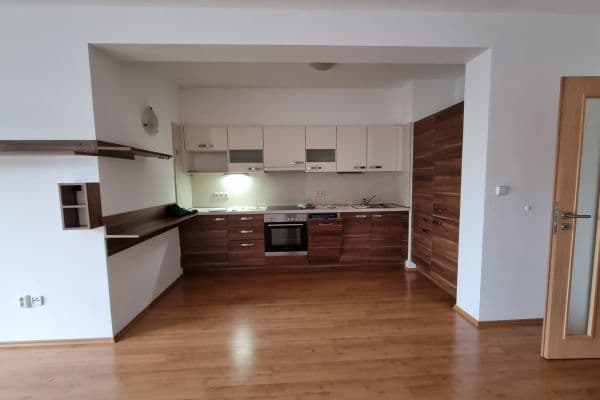 1 bedroom with open-plan kitchen flat to rent, 62 m², Sokolovská, Olomouc 1 bedroom with open-plan kitchen flat to rent, 62 m², Sokolovská, Olomouc
