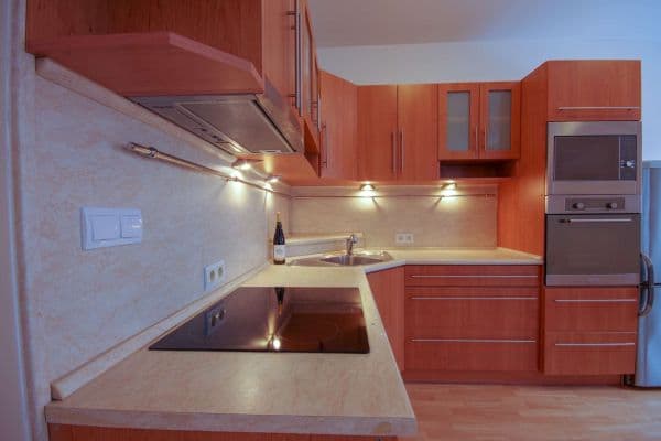 Studio flat to rent, 49 m², Novodvorská, Praha Studio flat to rent, 49 m², Novodvorská, Praha
