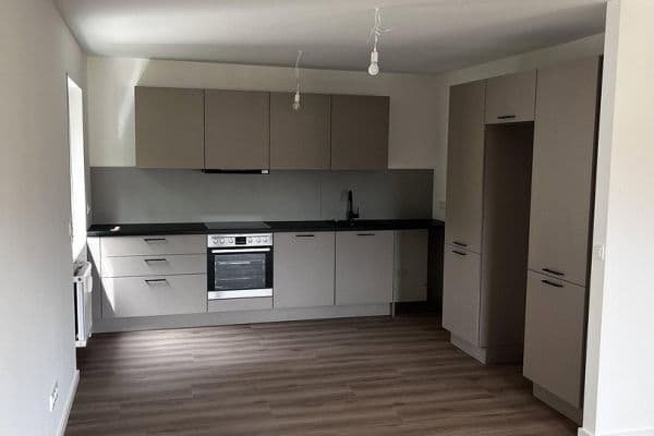 3 bedroom flat to rent, 83 m², Planegg, Bavaria 3 bedroom flat to rent, 83 m², Planegg, Bavaria