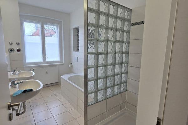 3 bedroom with open-plan kitchen flat to rent, 114 m², Gerhart-Hauptmann Straße 43/45, Teltow 3 bedroom with open-plan kitchen flat to rent, 114 m², Gerhart-Hauptmann Straße 43/45, Teltow