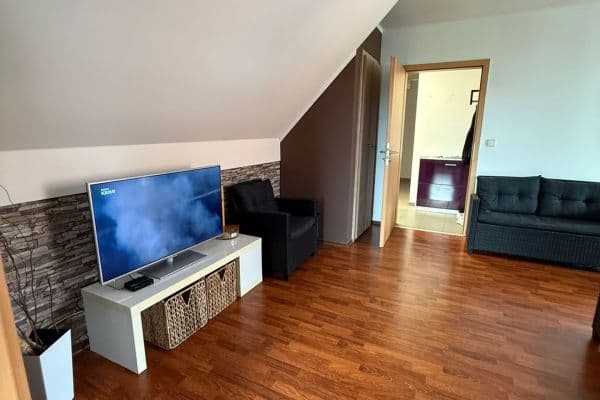 2 bedroom flat to rent, 65 m², Luční, Nupaky 2 bedroom flat to rent, 65 m², Luční, Nupaky