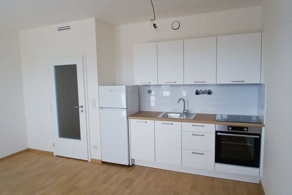 Studio flat to rent, 30 m², Arnošta Staňka, Praha Studio flat to rent, 30 m², Arnošta Staňka, Praha
