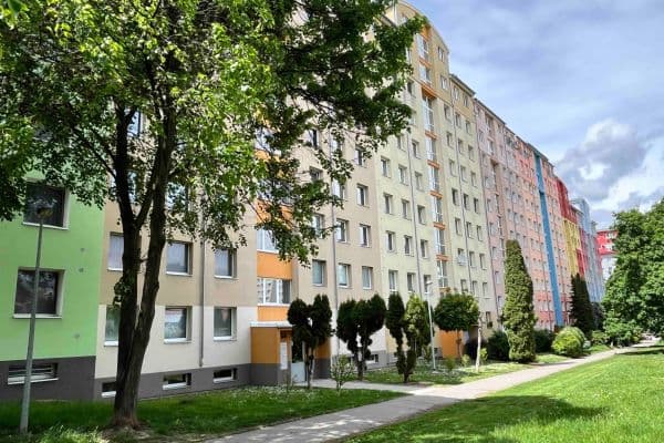 2 bedroom flat for sale, 51 m², Tupolevova, Praha 2 bedroom flat for sale, 51 m², Tupolevova, Praha