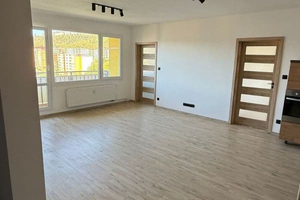 2 bedroom with open-plan kitchen flat for sale, 74 m², Na Sklípku, Ústí nad Labem 2 bedroom with open-plan kitchen flat for sale, 74 m², Na Sklípku, Ústí nad Labem