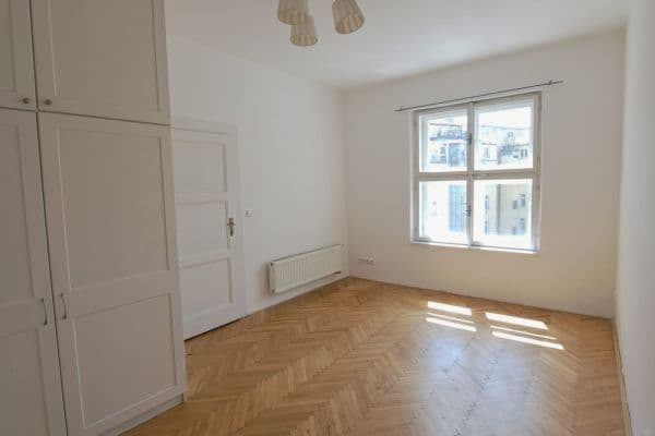 2 bedroom flat to rent, 78 m², Nuselská, Praha 2 bedroom flat to rent, 78 m², Nuselská, Praha