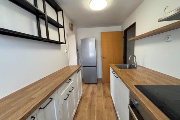 3 bedroom flat to rent, 82 m², Okružní, Raspenava 3 bedroom flat to rent, 82 m², Okružní, Raspenava